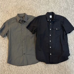 Men’s Short Sleeve Button Up Bundle. Size small